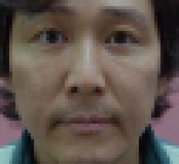 [8e9501] Super Idol的笑容 都没你的甜. 八月正午的阳光. 都没你耀眼. 热爱105 °C的你. 滴滴清纯的蒸馏水. 你不知道你有多可爱. 跌倒后会傻笑着再站起来.