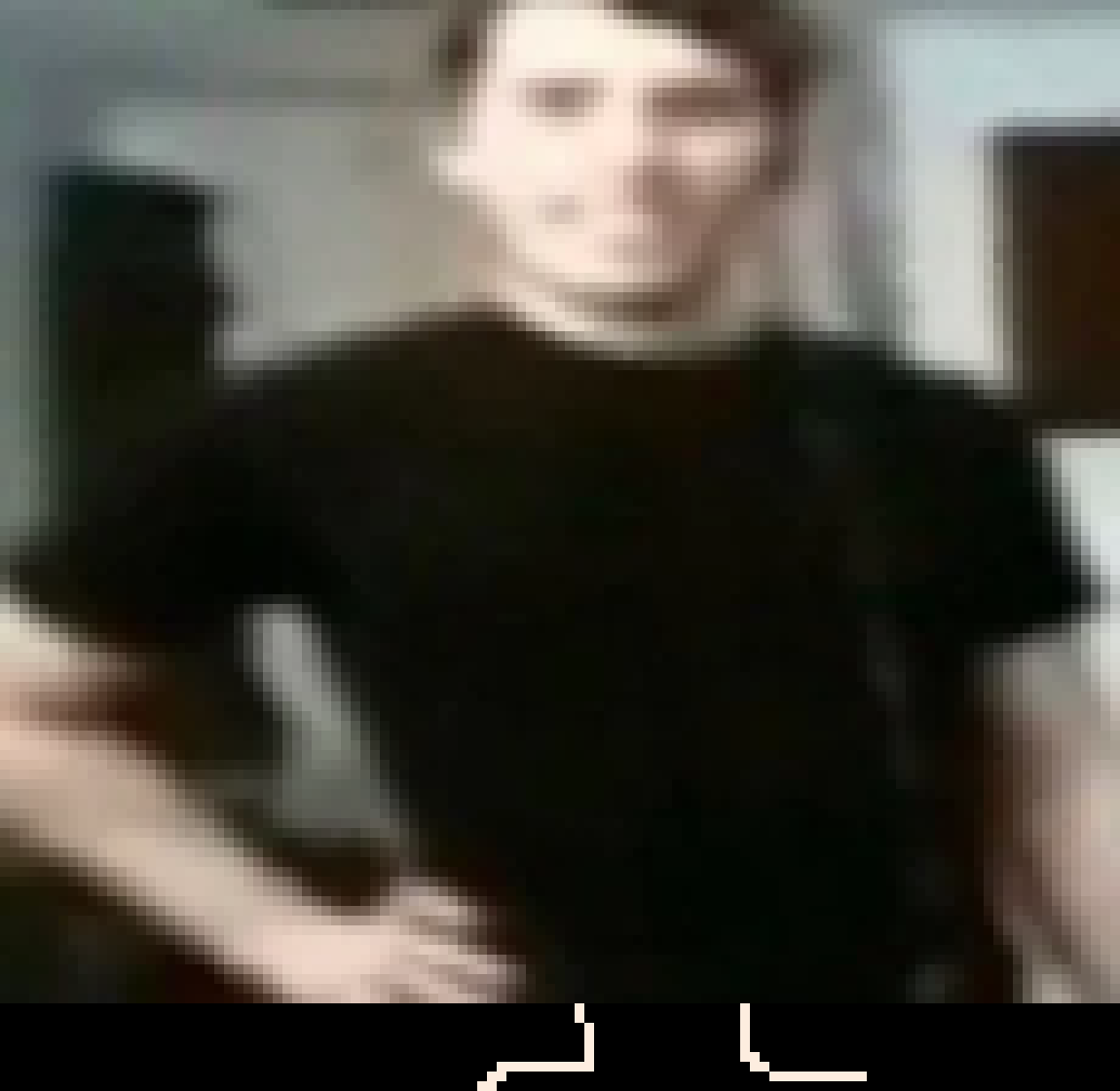 [406971] there he has legs now