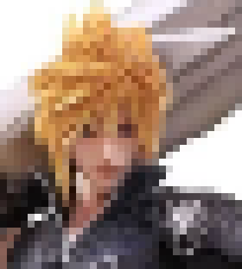 [0b51d0] walks into the room