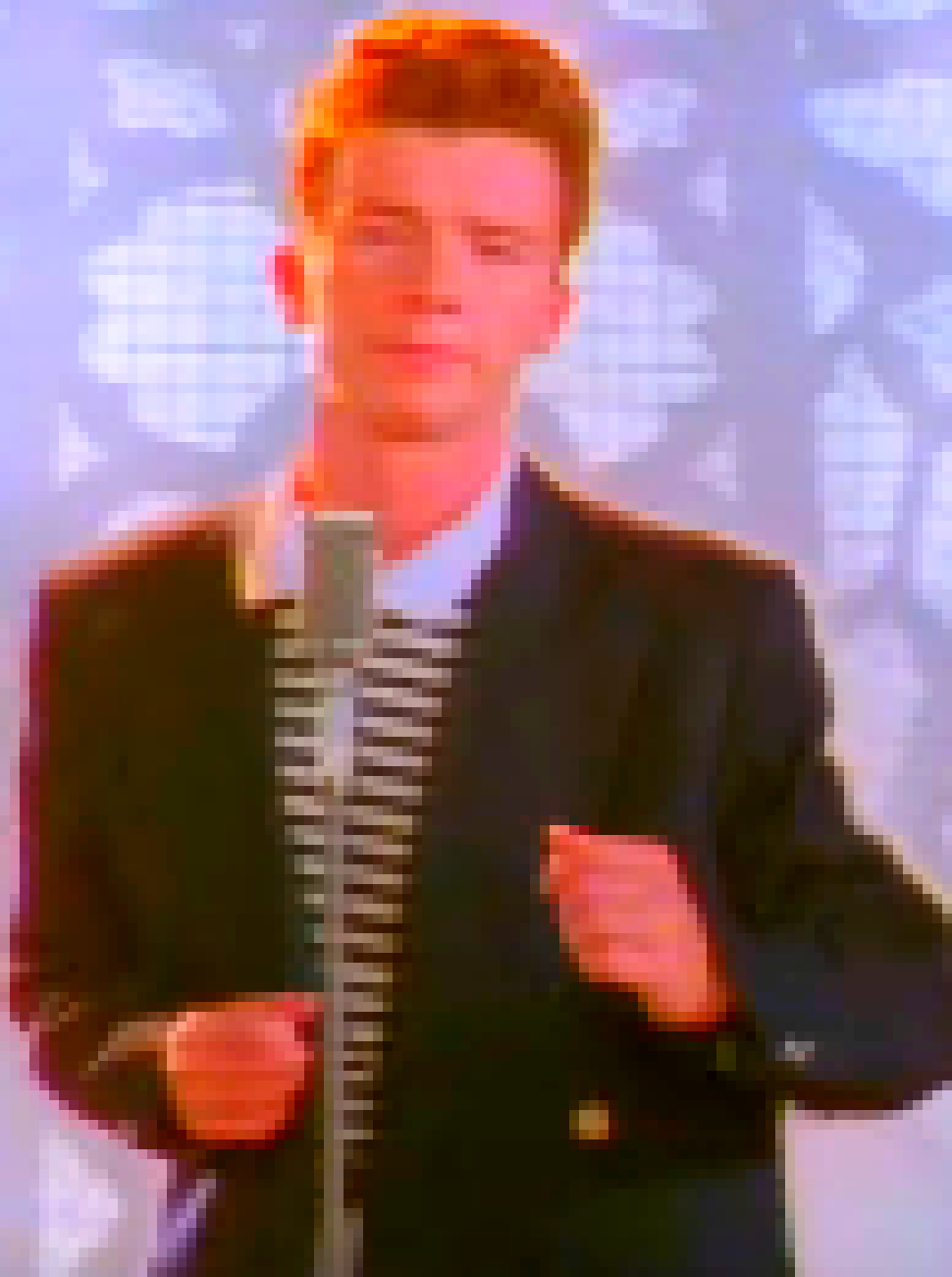 [1375db] *dances at the store* -MOAU