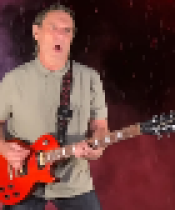 [050127] do you guys know who this is