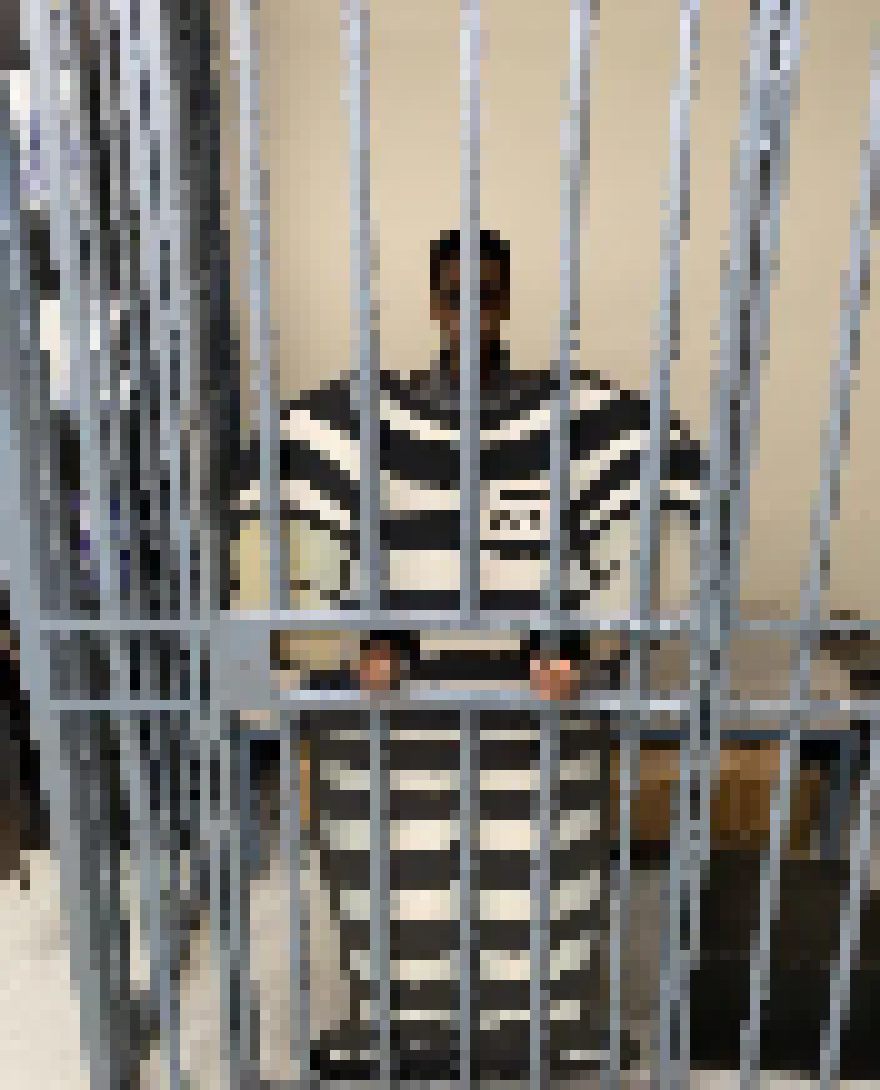 [8defd6] tail lights out